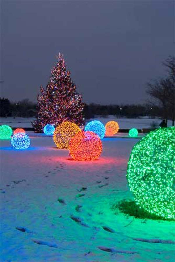 Outdoor Lighting & Exterior Light Fixtures: Outdoor Christmas Light Designs