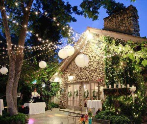 Best 26 Breathtaking Yard and Patio String Light Ideas