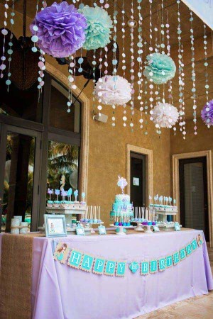 22 Cute & Low Cost DIY Decorating Ideas for Baby Shower Party - WooHome