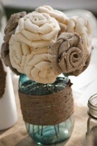 35 Beautiful DIY Decorating Ideas You Could Do With Burlap - WooHome