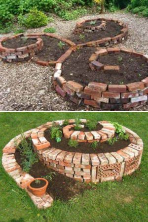 DIY Ideas For Creating Cool Garden or Yard Brick Projects