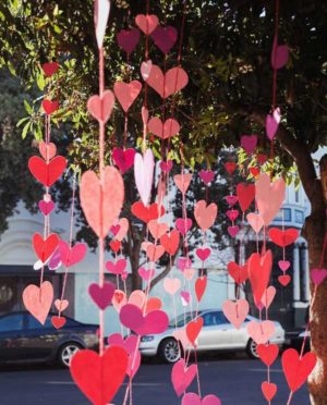 Outdoor Decorating Ideas with Hearts for This Valentines Day - Amazing